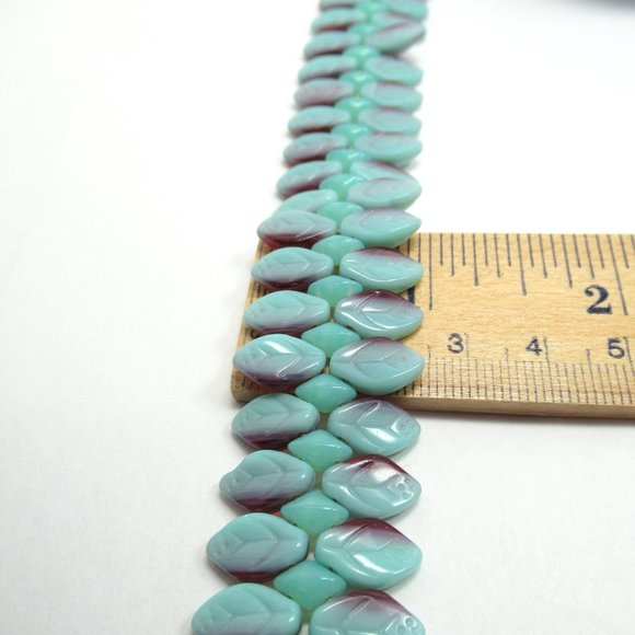 Uranium glass Leaf bracelet - Picture 7 of 16